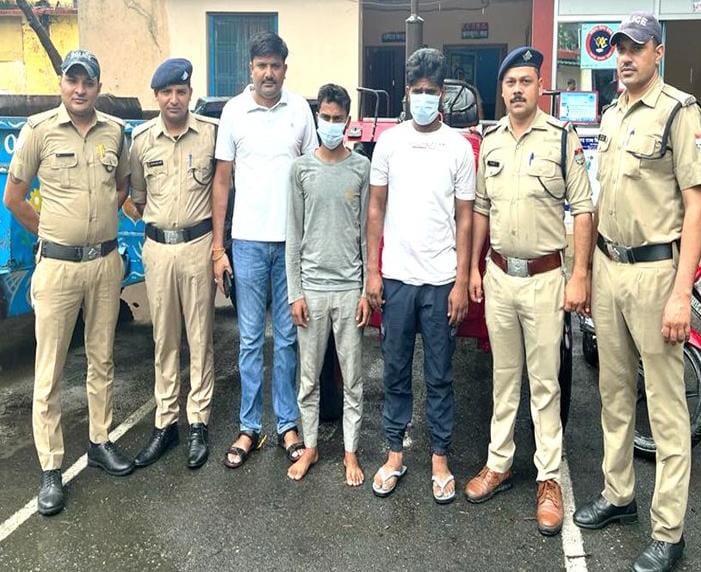 Garhwal Crime News अंतर्राज्यीय ट्रैक्टर 2 चोर गिरोह को किया गिरफ्तार