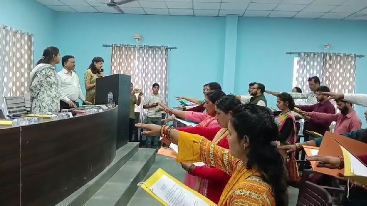 aabdd2f3-9394-414e-a2aa-d272cfdcc075