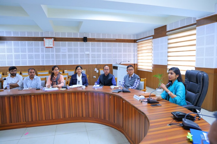 सूचना अधिकारी