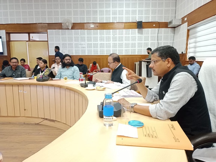 मुख्य विकास अधिकारी 1