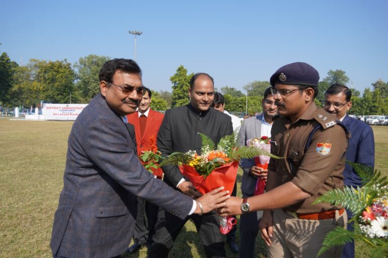 560b11ce-9b5f-44b3-bd34-23444b39f12c