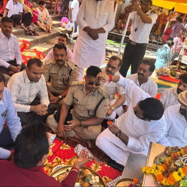 Screenshot_20260418_225838_Facebook